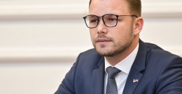 Srpskoj ne trebaju političke predstave, već sigurna budućnost