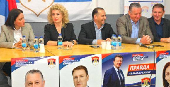 Iz Šamca poručeno: Strah i prijetnje neće pobijediti slobodarski duh srpskog naroda