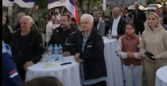 U Trnu održan protestni skup: Građani traži bolje uslove za život i odgovore vlasti u Laktašima