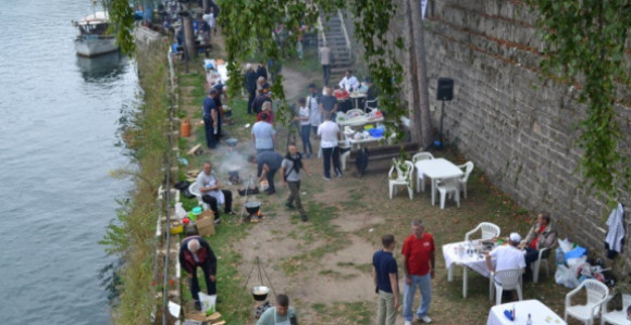 Višegrad: Miris riblje čorbe ispod ćuprije