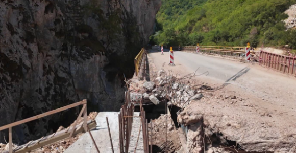 Nema ništa od obećane milijarde maraka investicija u Foču: Putevi ostali katastrofalni, rokovi za gradnju uveliko se probijaju! (VIDEO)