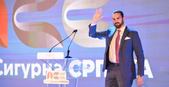 Пензија није поклон пред изборе, већ ваш зарађен новац