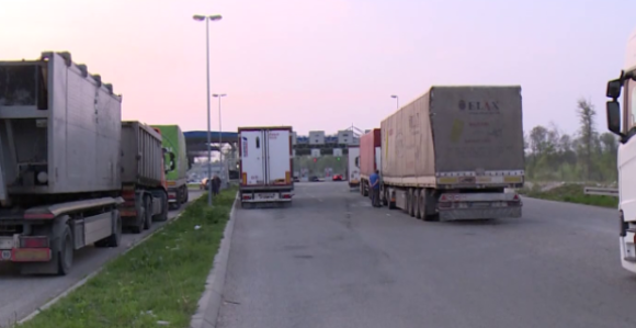 Problem sa licencama još nije riješen, vozači ogorčeni