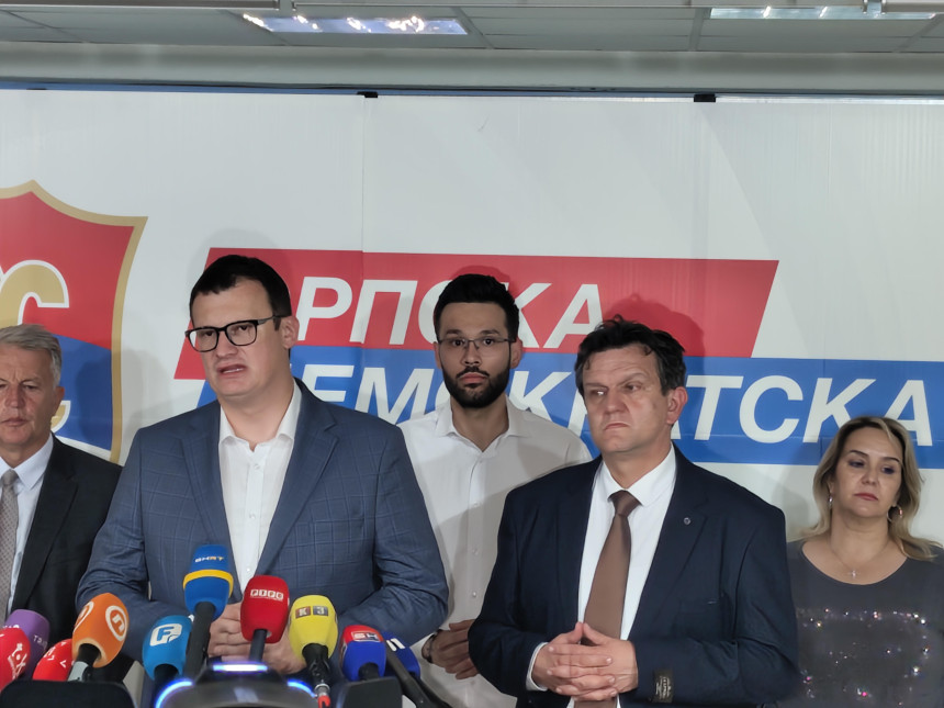 СДС признао пораз, најавили анализу рада на терену
