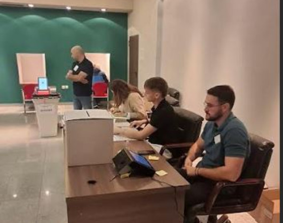 На 30 бирачких мјеста у Бијељини не раде скенери