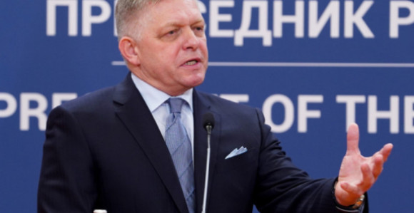 Фицо најавио обнову разговора са Русијом и Украјином