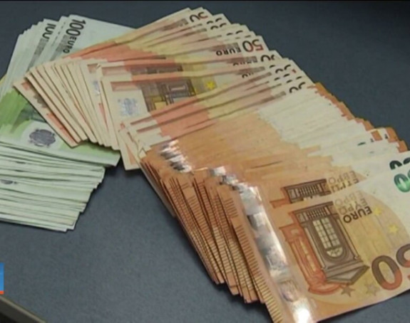 Покушао да пређе границу са 50.000 евра у готовини