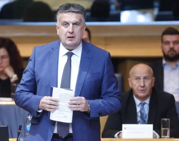 СНСД може добити највише 3 делегата, опозиција сигурна за 2