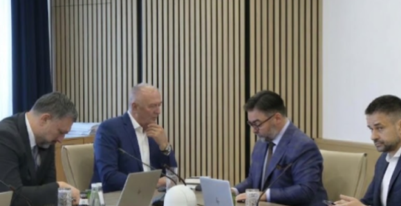 SNSD popustio: Prvo će glasati za Konakovićeve tačke, pa o glasanju državljana Srbije u BiH!