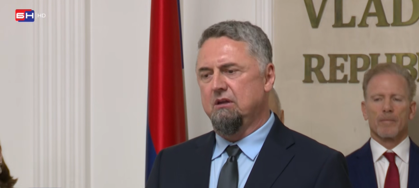 Додиков лобиста регистровао фирму у Републици Српској