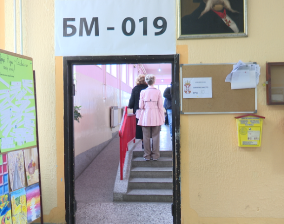 Интересовање за изборе у Србији и у Републици Српској