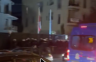 Grupa građana i ispred TV Pink-a, kordon policije štitio zgradu