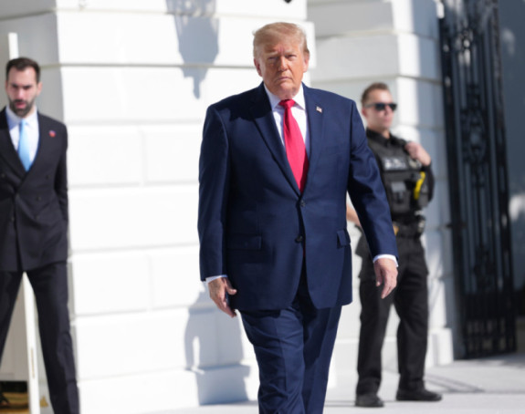 Трамп поручио да ће признати резултате под једним условом