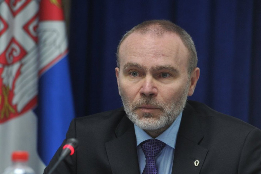 Uhapšen direktor Gimnazije „Jovan Jovanović Zmaj“ u Novom Sadu