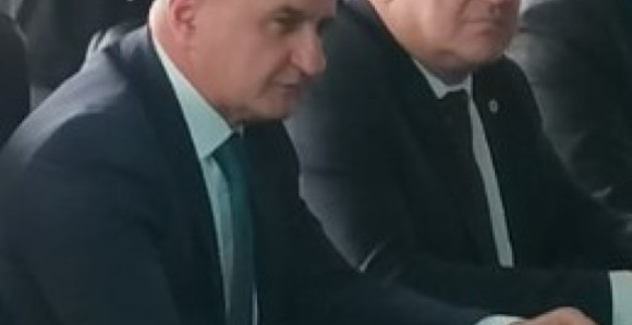 Милуновић поднио оставку на све функције у СП