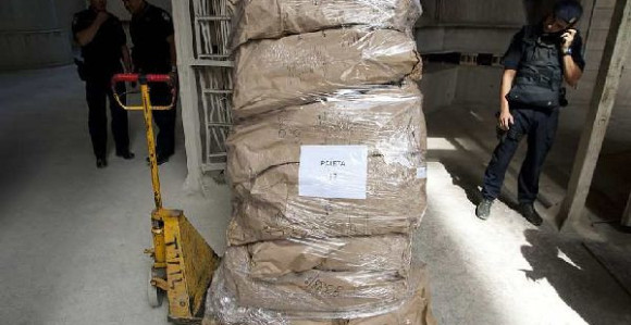 Spaljeno oko tri tone droge 