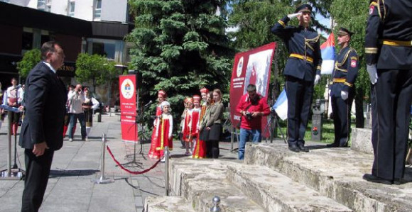 Dodik: Vojska sačuvala  Srpsku 