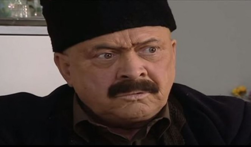 Преминуо Митар из серије "Село гори, а баба се чешља"