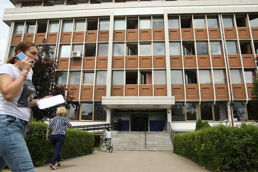 SIPA u Banjaluci "češlja" uvoz respiratora vrijedan milione maraka