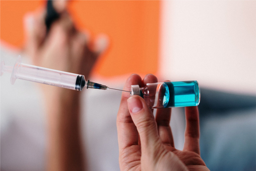 ЕУ склопила први уговор о куповини вакцина за ковид 19