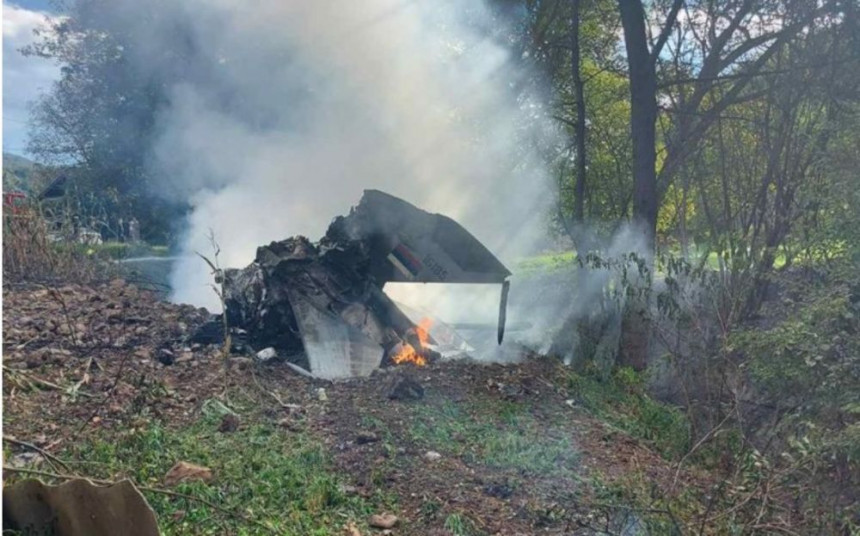 Poginula oba pilota u padu aviona MIG 21 Vojske Srbije