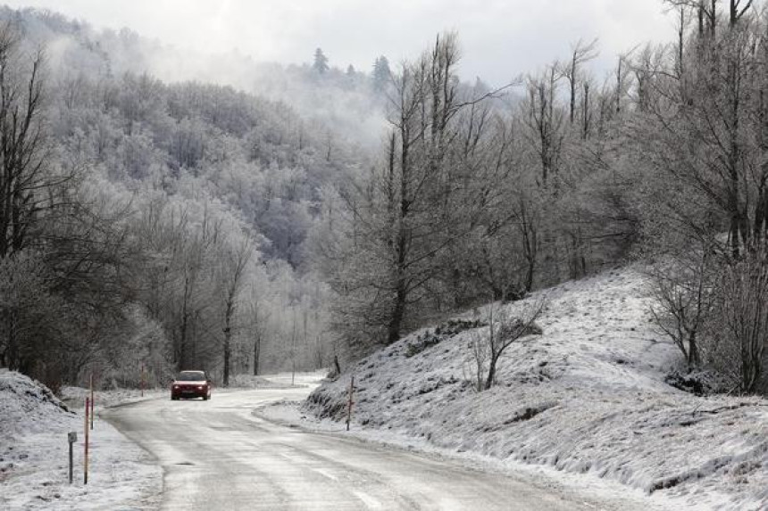 Crveni meteoalarm u Hrvatskoj, moguć snijeg i orkanske bure
