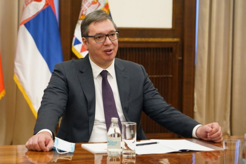 Vučić najavio novi paket pomoći za građane Srbije