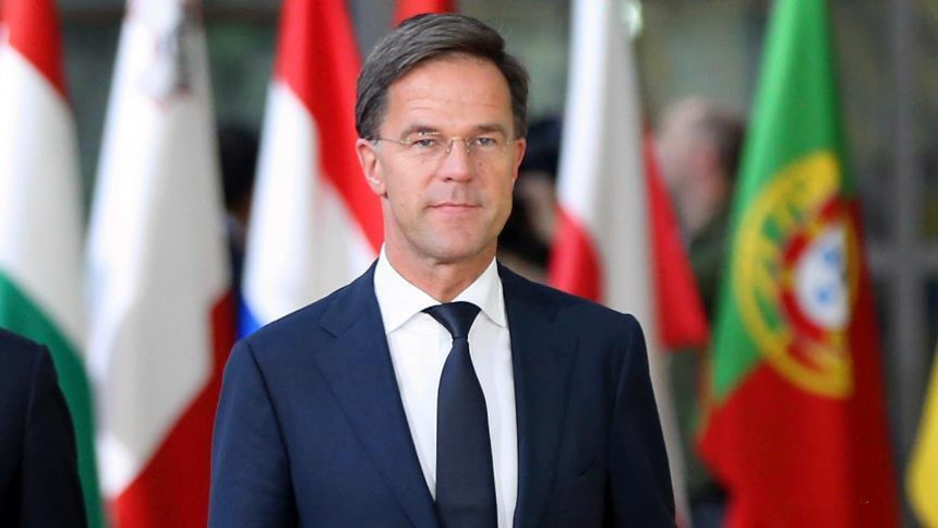 Колективна оставка - пала влада Холандије