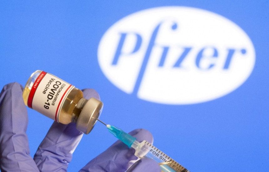 "Пфизер" Европи смањује испоруке вакцина