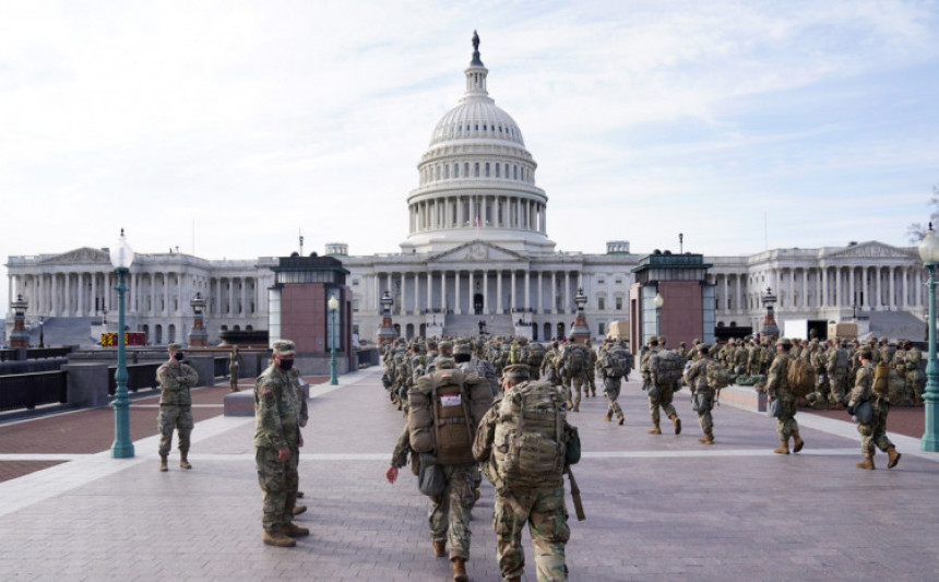 Vašingtonu prijete oružani napadi Trampovih pristalica