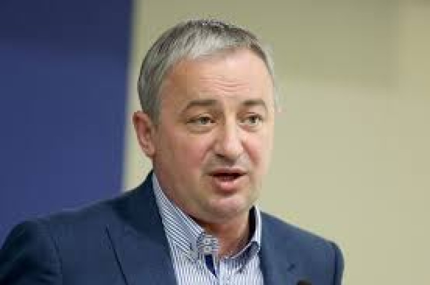 Бореновић позива надлежне да казне због изборне крађе
