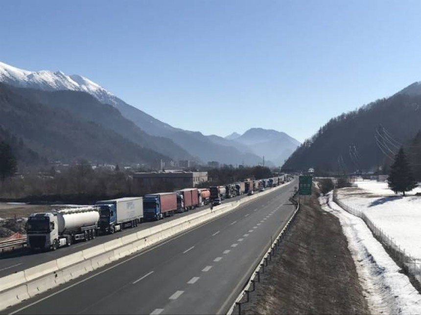 Kolaps na granici Slovenije i Austrije