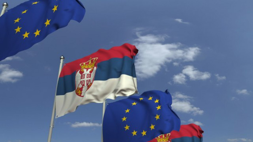 Како је Србија посрамила ЕУ - нова објава Фајненшел тајмса