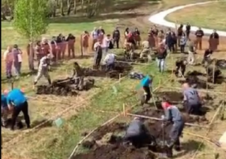 У Русији одржано такмичење у брзом ископавању гробова! (ВИДЕО)