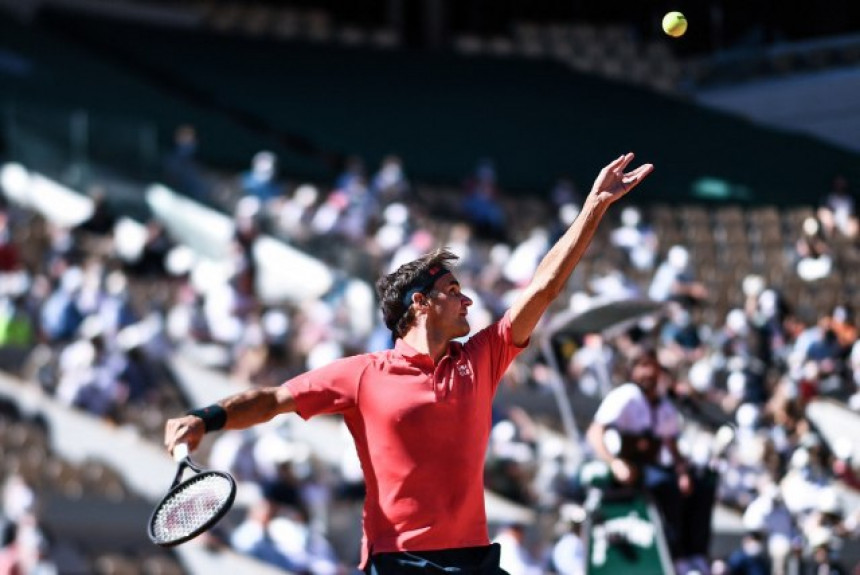 Роџер Федерер се "прошетао" до другог кола