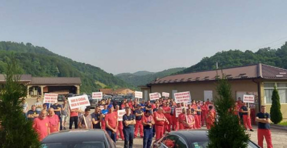 Višković namješta prodaju trupaca podobnim?!