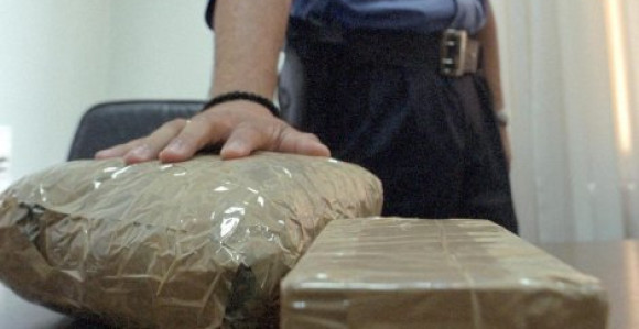 U Italiji na krov kuće "sletelo" 8.5 kilograma droge!