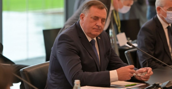 Којем Милораду Додику грађани могу вјеровати?