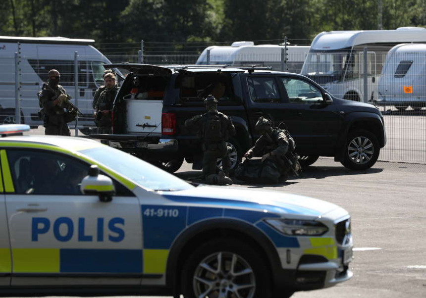 Ватрени окршај у Шведској: Рањено неколико људи
