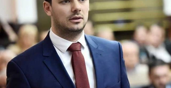 Za poslanika SNSD-a nema ništa sporno: "O" je "O"