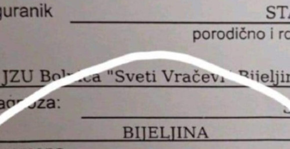 Sipala kapi za kurije oči na pogrešno mesto pa nasmejala region?!