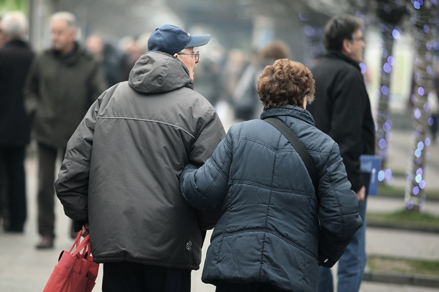 Penzioneri BiH primaju najniže penzije u regionu