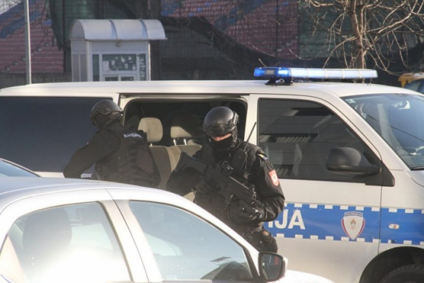 Полиција у акцији у Бањалуци, позната имена ухапшених