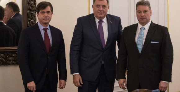 Eskobar: Dodik je išao u Moskvu da zaštiti svoj novac