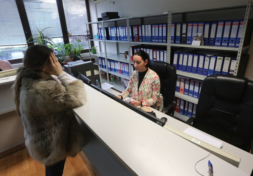 Без посла у Републици Српској остало 18.702 људи