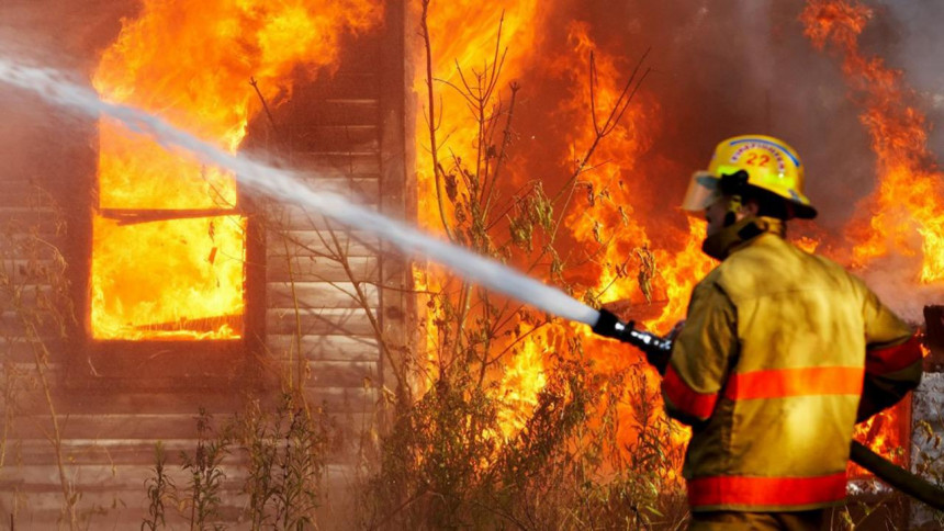 Izgorio sprat kuće u Ribniku, pronađeno tijelo