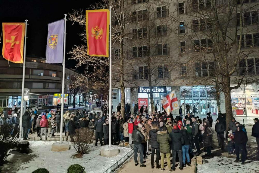 I večeras protesti građana u više gradova Crne Gore