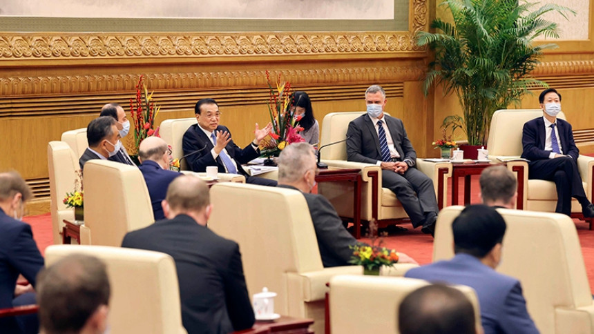 Premijer Li: Kina pozdravlja predloge stranih stručnjaka