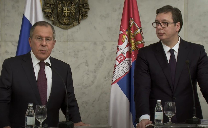 Kakvu poruku šef ruske diplomatije donosi u Srbiju?