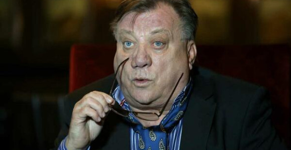 Халид Бешлић се огласио након операције и открио како се осећа!